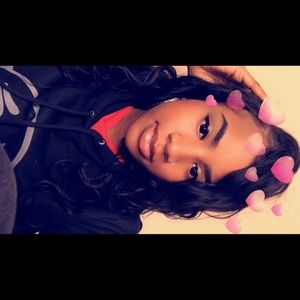 Meet your Posher, Rajahnea